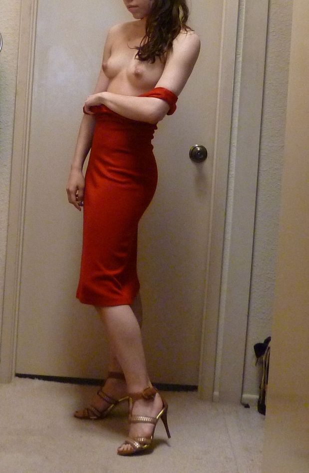 red dress Horn