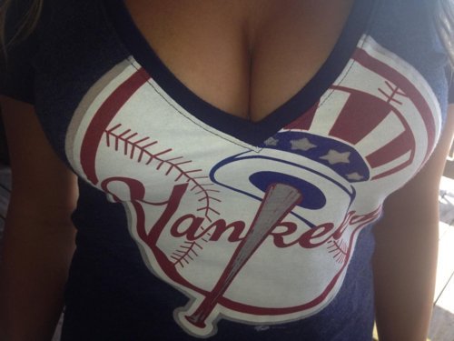 Big Yankees boobs!; Big Tits 