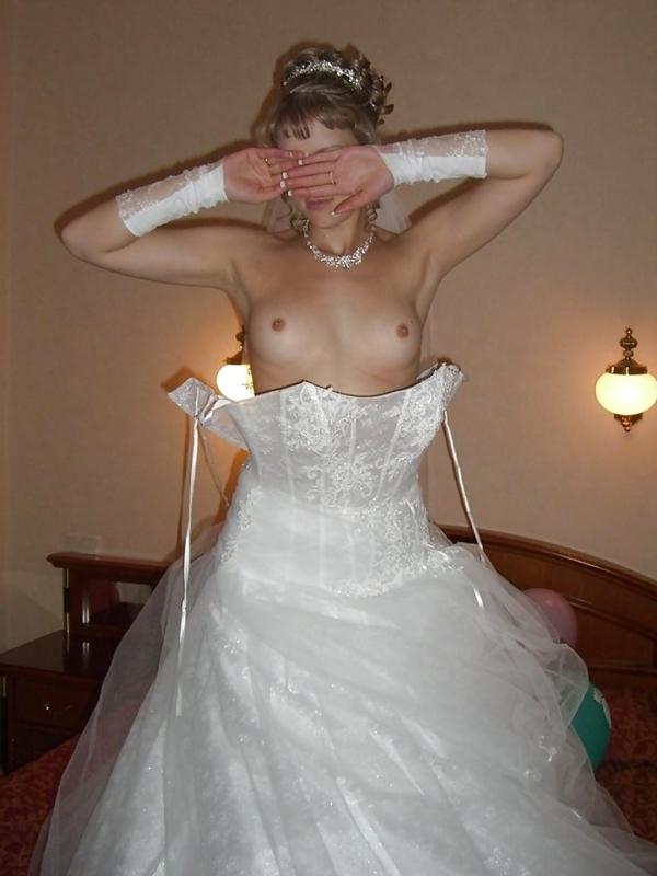 Here Cums The Bride > Photo #22; Amateur 