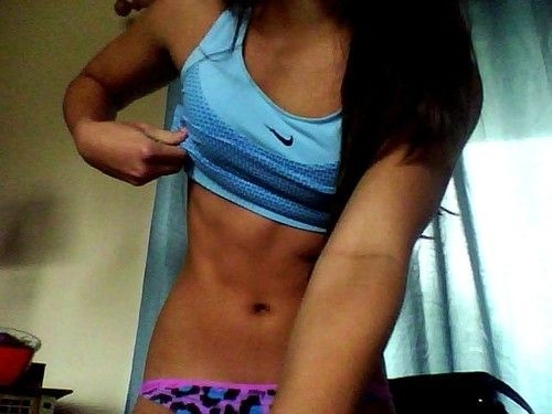 Sexy Girls in Sports Bras (29 Photos) : theCHIVE; Athletic 